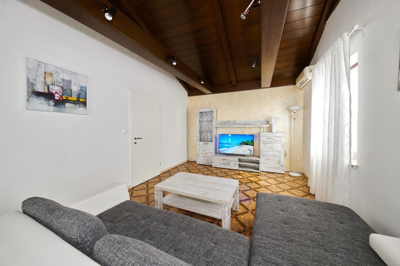 Apartments Gvarda Umag Exteriér fotografie